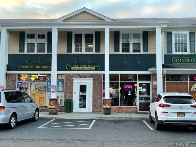 Commercial Lease in Clarkstown - Little Tor  Rockland, NY 10956