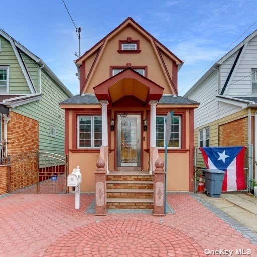 Single Family in South Ozone Park - 121st  Queens, NY 11420