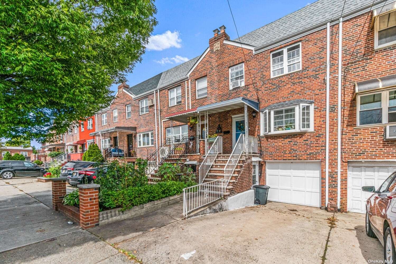 Single Family in Maspeth - 54th  Queens, NY 11378