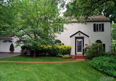 Lovely, Light And Bright Colonial In The South Strathmore Section Of Manhasset. Lr W/Fpl Opens To Den. Beautiful Kit W/Palladium Windows And Doors To Deck (35X15), Bultlers Pantry W/Sink And Dishwasher, Kit Opens To Family Rm. Beautiful Property.