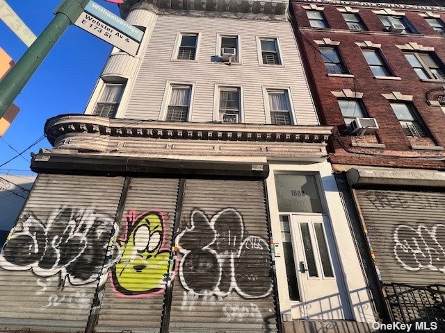 Commercial Lease in Bronx - Webster  Bronx, NY 10457