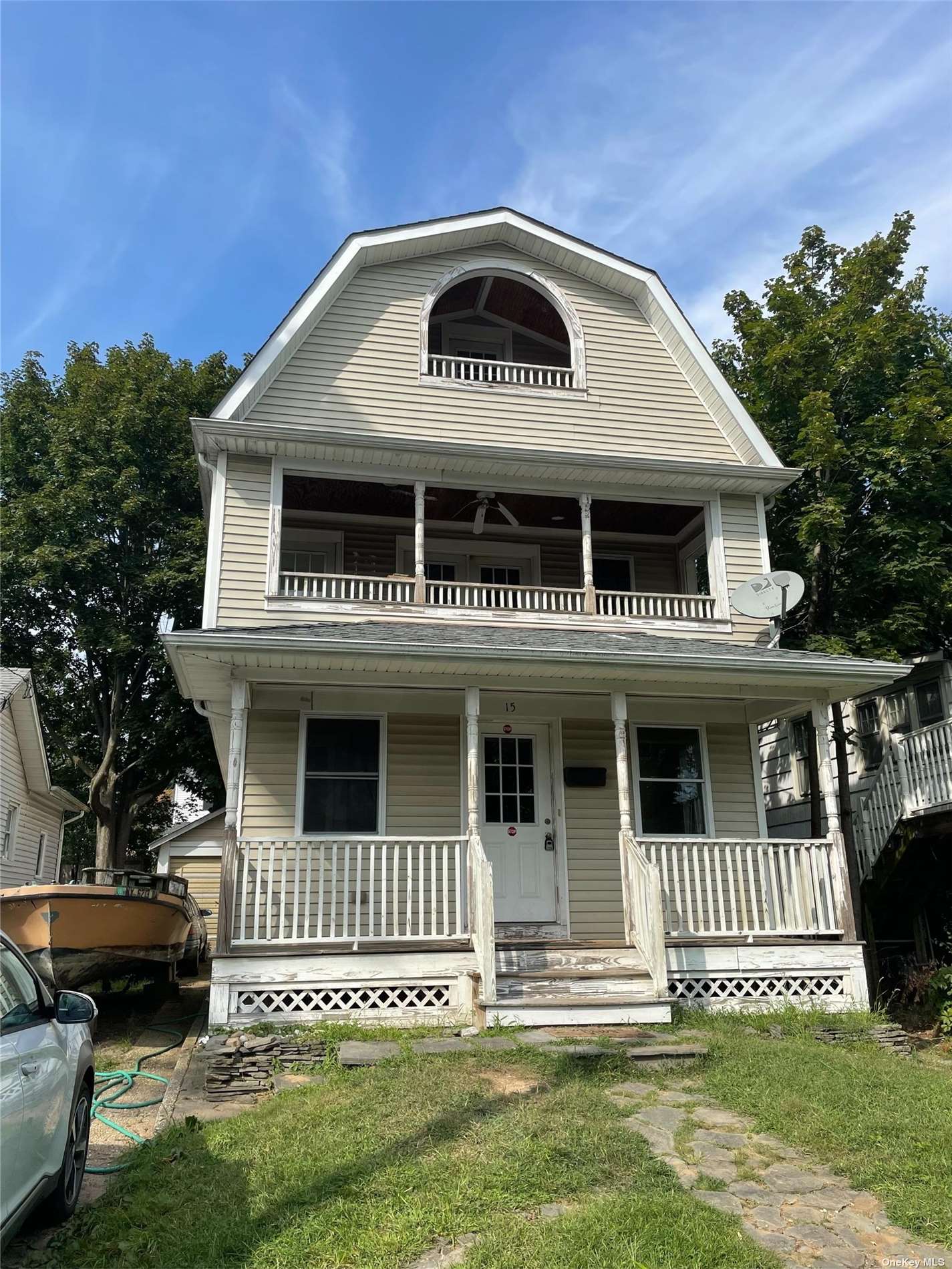 Single Family in Bayville - Bayview  Nassau, NY 11709