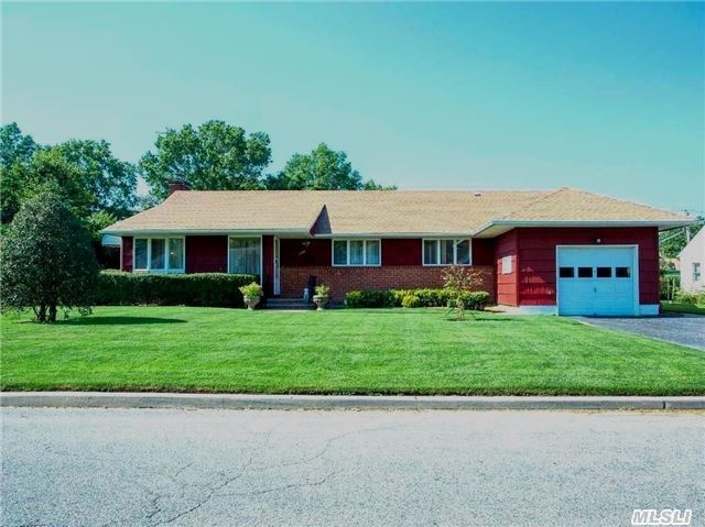 New To Market!This Lovely Ranch Offers Easy Living And Gorgeous Private Property With A Master Br/Master Bth Ste Plus 3 Additional Fam Bedrooms And A Full Bath In Hall, Eat-In Kitchen, Formal Dining Room And Living Room With Fireplace. This Gem Offers An Easy Flow And Also Features Hardwood Floors, Cac And A Full Basement, Partially Finished With A Wet Bar And Outside Ent.