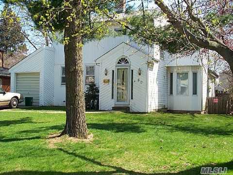 Looks Are Deceiving. This Expanded Colonial On The Inner   Circle Boasts A 325 Sq.Ft. Den With Vaulted Ceilings And Skylights,Eik/Cherry Cabinets, 3 Large Bedrooms,Replaced Windows,Mid Block Location.10 Day Sale