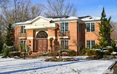 Young Custom Built Center Hall All Brick Colonial In Prestigious Village Of Kings Point.Marble Entry Foyer, Gracious Living Room And Dinning Room, State Of The Art  Eat In Kitchen 5 Bedrooms 4.5 Bath Prime Property .Grace Harbor Club And Dock. First Show Ever!