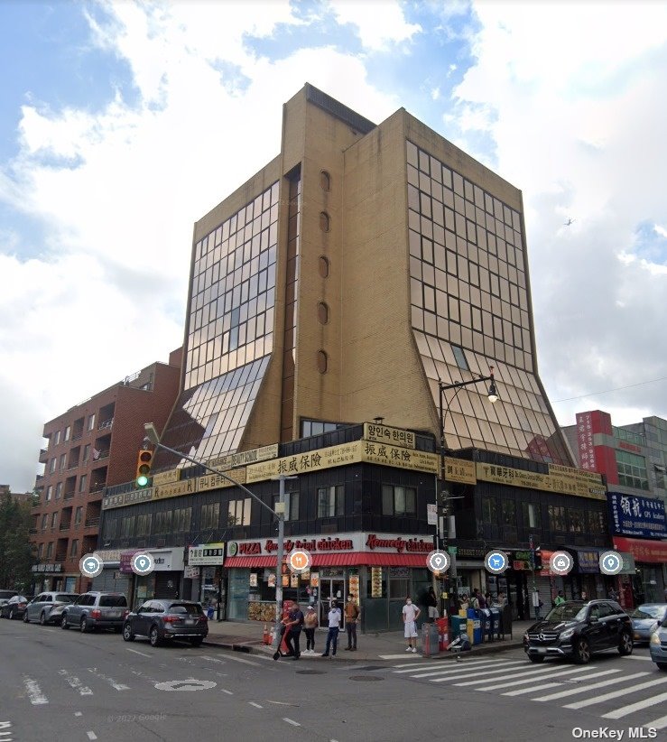 Commercial Lease in Flushing - Main  Queens, NY 11354