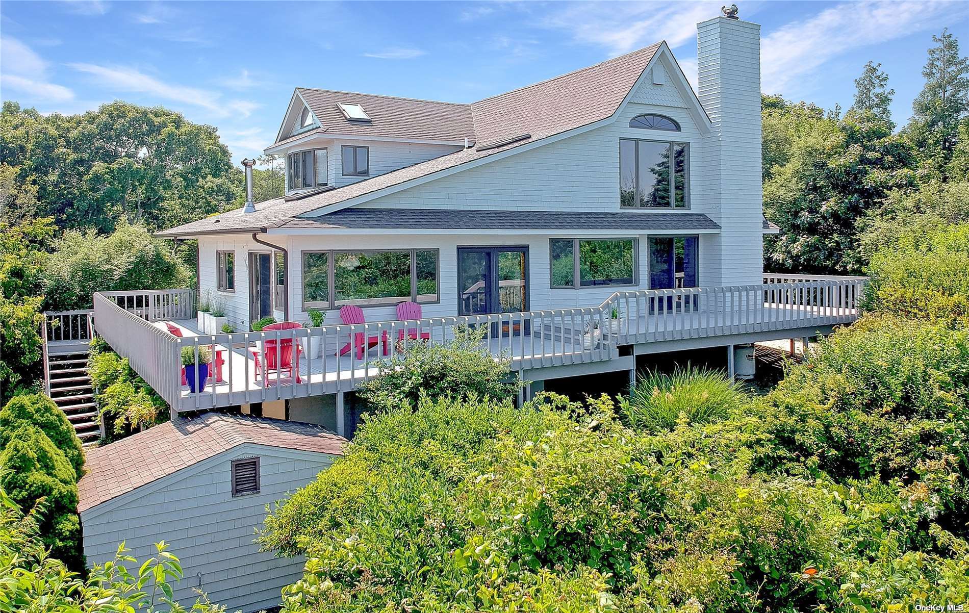 Single Family in Montauk - Dubois  Suffolk, NY 11954