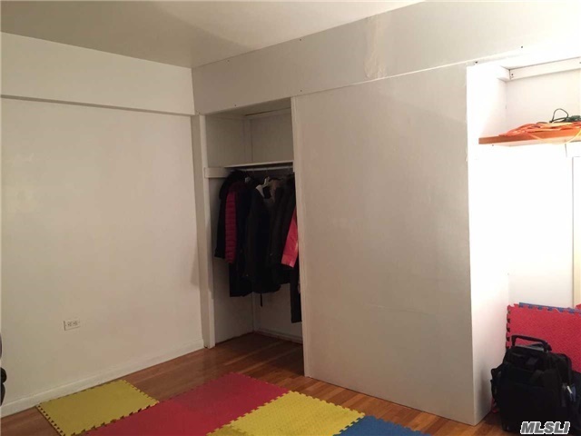 This Lovely South Facing Jr-4 Co-Op Features A Kitchen, Formal Dining Room, One Huge Bedroom, And One Full Bath. All Utilities Included In The Monthly Maintenance Fee(Except Ac Fee). Express Bus To The City, Close To R, M Train Station, Supermarket, Rego Park Center And Queens Center Mall.