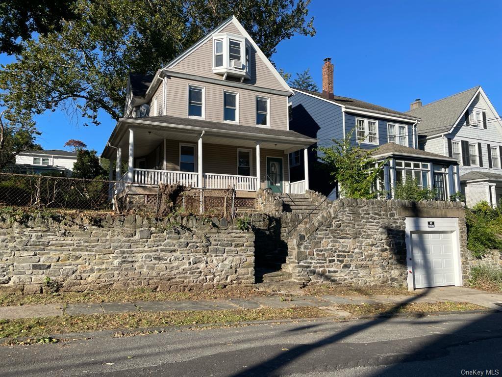 Single Family in Yonkers - Rossmore  Westchester, NY 10708