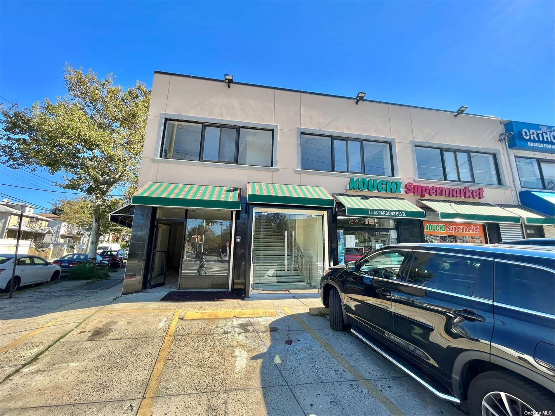 Commercial Lease in Fresh Meadows - Parsons  Queens, NY 11366