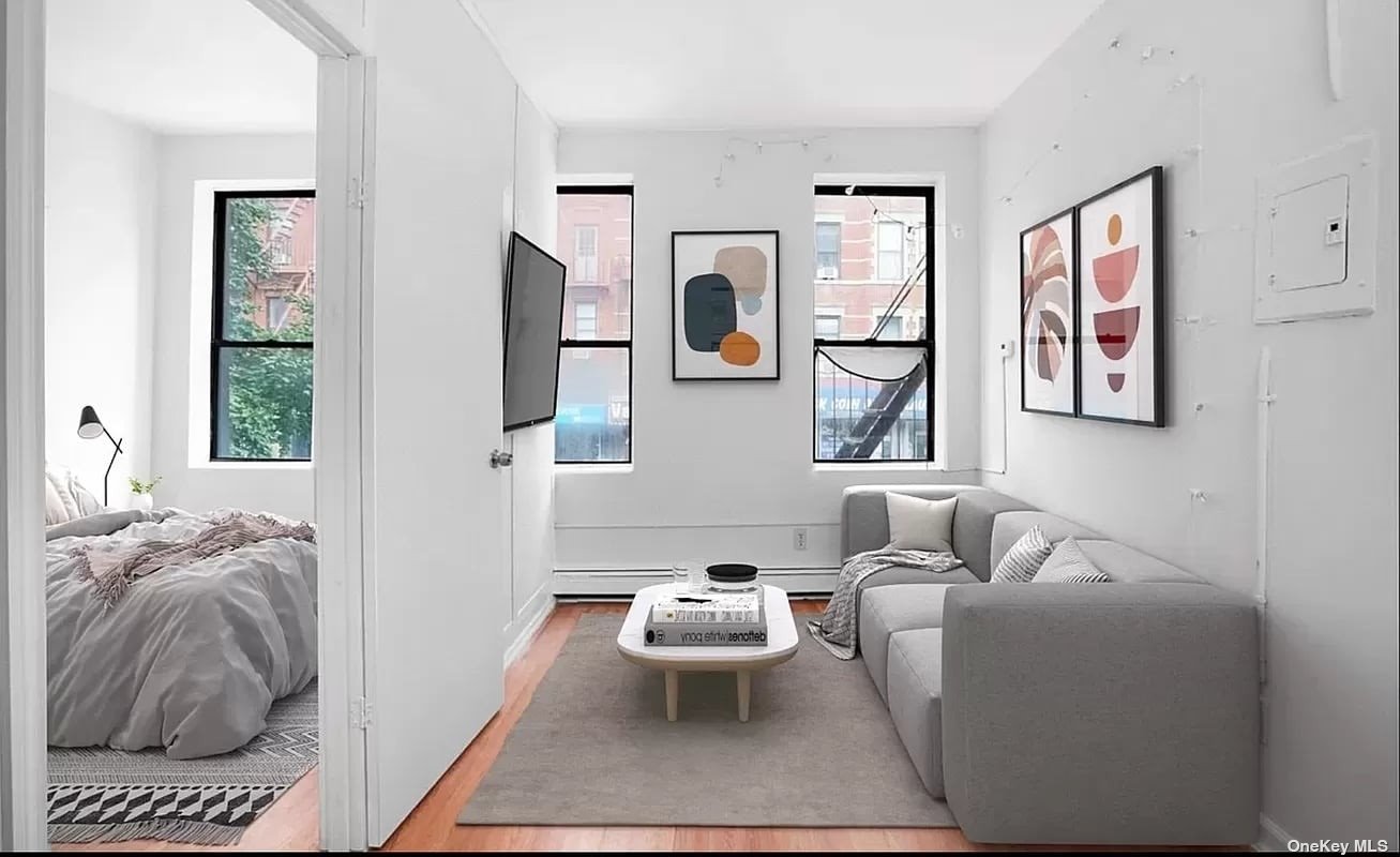 Apartment in New York - Avenue B  Manhattan, NY 10009