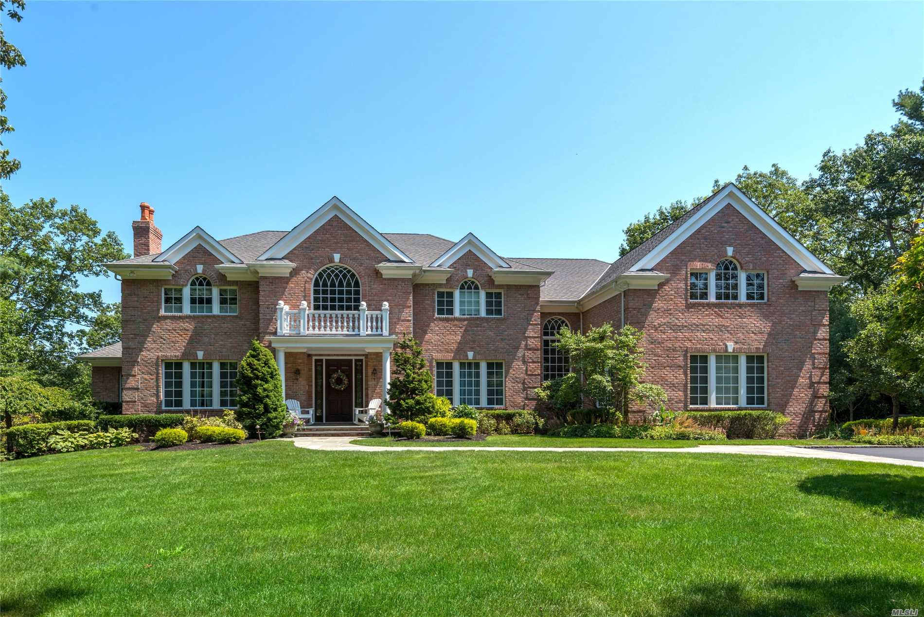 Impressive All-Brick Colonial Desirably Situated At The End Of A Cul-De-Sac On Shy 3 Acres Backing Stillwell Preserve. Expansive Eik Opens To Fam Rm For Effortless Entertaining. Convenient 1st Fl Bdrm Suite & Back Staircase Leads To Addt&rsquo;l Bdrms Including Luxurious Master, Laundry Rm & 17X27 Bonus Rm. Complete W/ Theater Rm, Bluestone Patio, & Heatd Salt Water Gunite Pool.