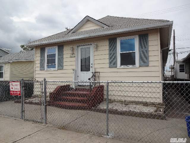 Calling All Contractors,  Builders,  Developers And Investors! West End 2 Brm+Loft House,  Rear Deck. Damaged By Sandy. Gutted. 1 1/2 Blocks To Ocean & Beach.