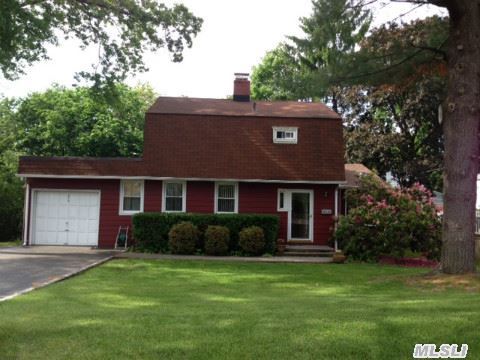 Beautiful Colonial Perfectly Located In Browers Hill With Herricks School,  Updated Granite Eik. Den With Vaulted Ceiling. Three Brds One And Half Bath. There Is A Star Exemption Of $1158.20