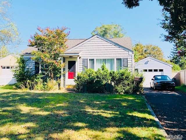 Listing in Sayville, NY