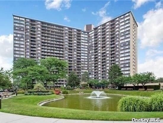 Apartment in Bayside - Bay Club  Queens, NY 11360