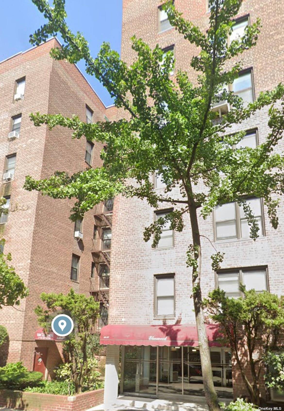 Commercial Lease in Jackson Heights - 91  Queens, NY 11372
