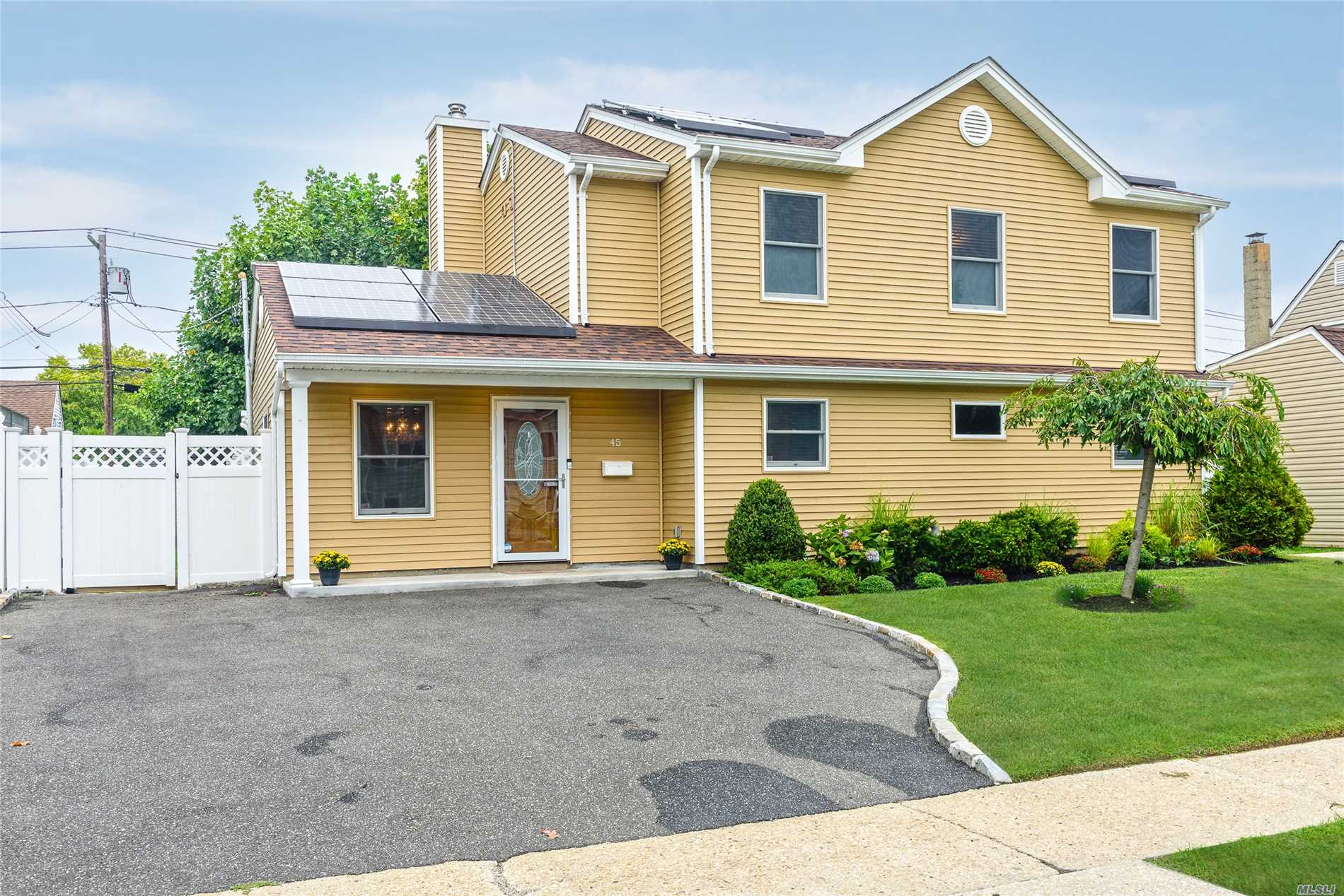 Colonial Completely Renovated &rsquo;14. Features Gourmet Kit W/Granite, Ee Stainless Apps, C/T Flrs, Frml Dining Rm, Lr W/Sliders To Patio, Den, Office, Master En Suite W/Wic & Bath, 2 Addt&rsquo;l Bdrms, Laundry & Bath On 2nd Flr, Solar Panels (Leased), Full Attic, Shed, Led Lighting,  Alarm-Ready. 2014: Roof, Vinyl Siding, Cac, Buderus Boiler, Hw Heater, 200 Amps, Ag Oil Tank, Kit & Apps, 3 Baths, Walk-In Pantry/Boiler Rm, Pvc Fenced Yard & $4K Jungle Gym! 19% Tax Reduction 18/19 & 6% Reduction In 19/20.