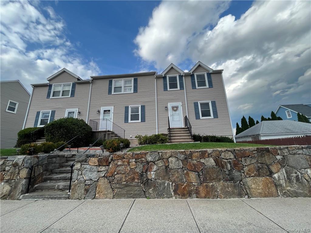 Condo in Stamford - Richmond  Out Of Area, NY 06902