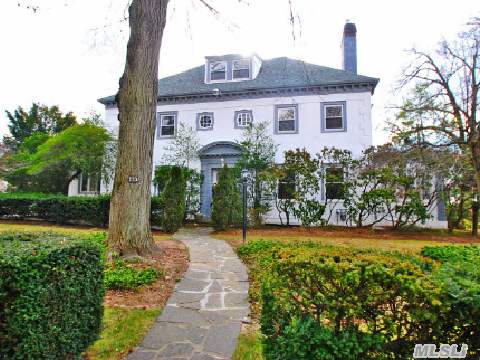 Central Hall Colonial Living Room W/Fpl Sitting Area, Entry Foyer Leads You To Formal Dinning Room, Updated Kitchen W/ Granite Floor & Counter Top. Kitch Has Add Sitting Area, Pwdr Rm,2nd Flr Has 3Bds & 2 Full Bth.