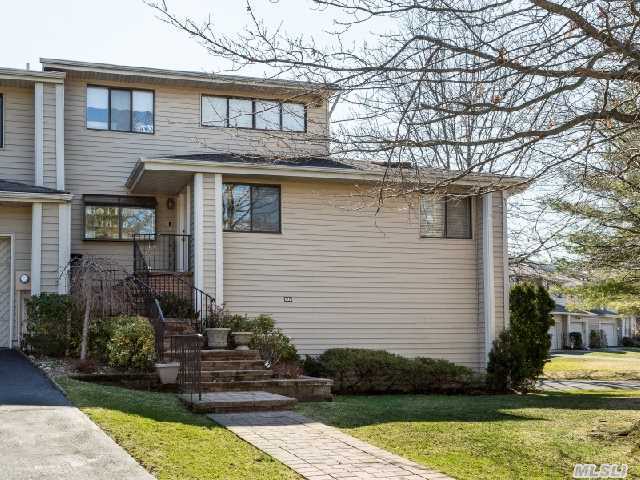 Largest Model In Woodbury Greens-The Briarwood.  Desirable End Unit W/ 5 Bdrms,  3.5 Bths & Master On Main. Immac & Redone,  Flr W/Wood Burning Fpl W/Stacking Stone Wall, Wd Flrs,  Large Eik W/ Granite & Stainless Appliances,  Cal Closets Throughout,   Walk Out Fin Lower Level Incl. Lower Deck,  Fam Rm,  Addl Bdrm W/Full Bth,  Lndry Rm  & 2 Car Gar,  Comm.Pool & Tennis. Syosset Sd