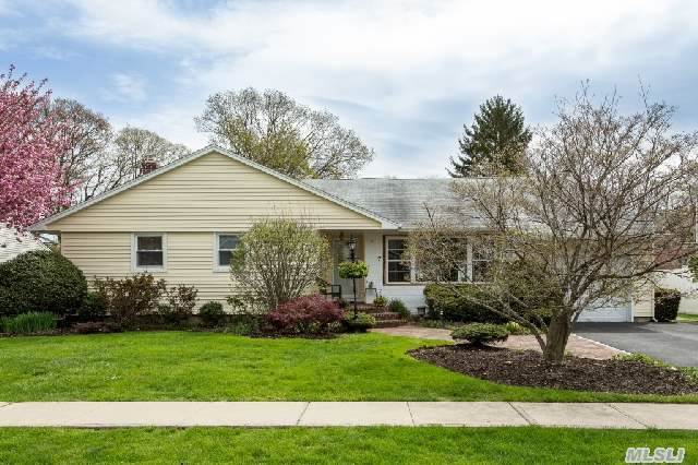 Location,  Location!! Spacious Bright Ranch In Syosset Woods!! Updated Eik W/Granite,  Wood Cabinets,  & Top Of The Line Appliances. New Siding,  Front Windows,  Back Roof,  Mstr Bath,  Fence,  & Compressor. Hardwood Flooring,  Crown Moldings,  Fireplace,  Approx 1/4 Acre,  Perfect Location!!