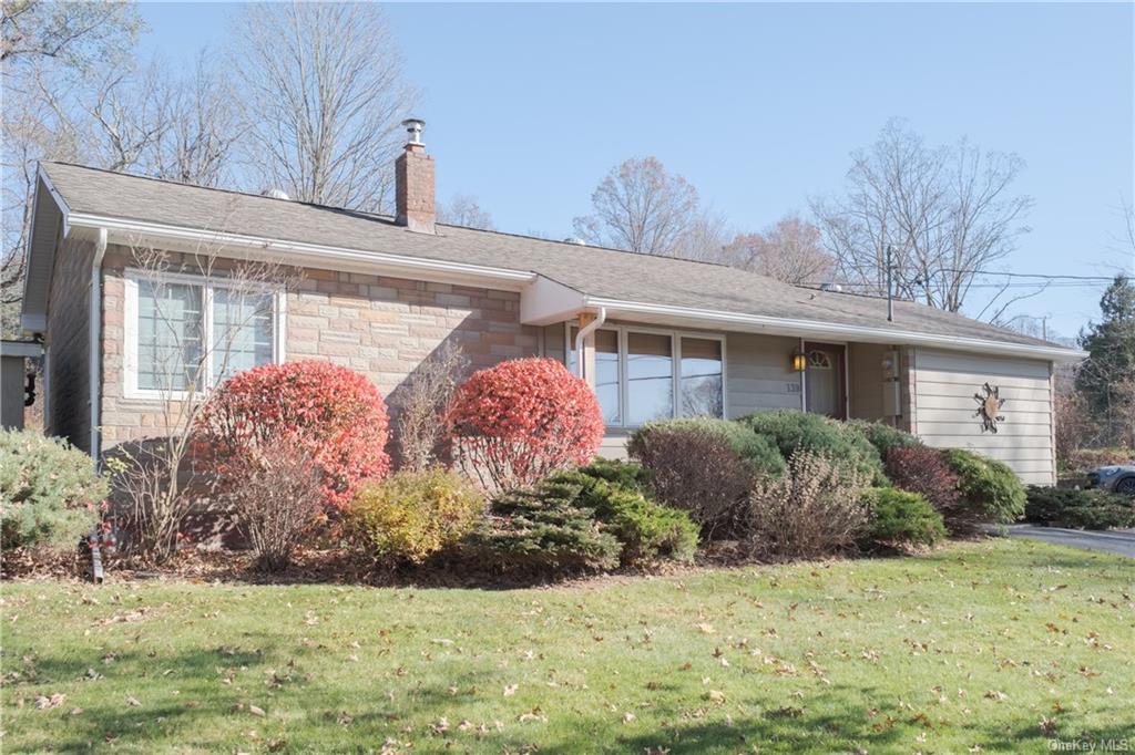 Single Family in Montgomery - Old South Plank  Orange, NY 12586
