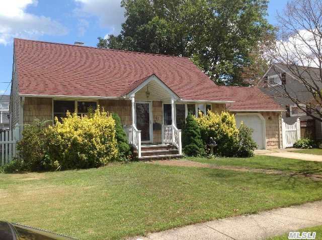 Mint Condition House In A Good Location. 2 Minutes To Rail Road. Cape House Dormered In The Back. Plenty Of Storage Space. Boiler Is Only 3 Yrs Old.