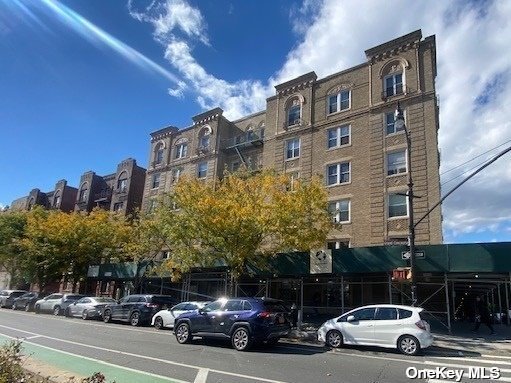 Coop in Bronx - Grand Concourse  Bronx, NY 10452