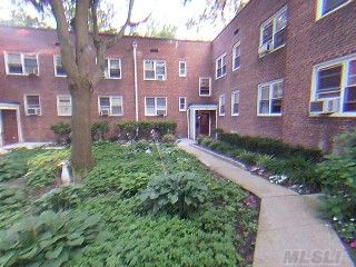 Foyer, Lr/Dr, Open Kitchen, Bedroom, Bath Corner Unit Great Location!