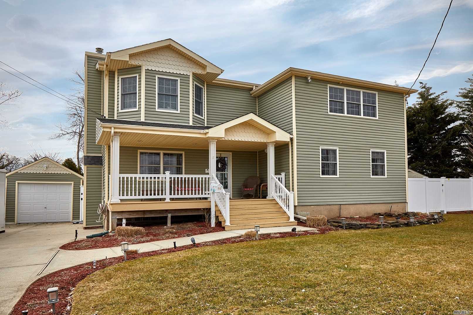 Gorgeous 4 Bdrm, 3 Bath Colonial Offers Gleaming Hardwood Flrs Thruout. 1st Flr Features, EIK with SS applcs, Liv Rm W/Gas Frplc, Den, Full Bath, Bdrm. 2nd Flr, Lg Master Bedrm, Bath With Jacuzzi Tub,  2 Addt&rsquo;l Bedrooms & Full Bath. Full Bsmt, Part Finished, Includes Gas 3 Zone Heat, CAC on 2nd Flr. 30 Year Architectural Roof, 6 Car Driveway, Det Garage, Exquisitely Landscaped Backyard w/Pavers, Perfect For Entertaining, In-ground Sprinklers.Short Distance to LIRR, Argyle Lake & Babylon Village