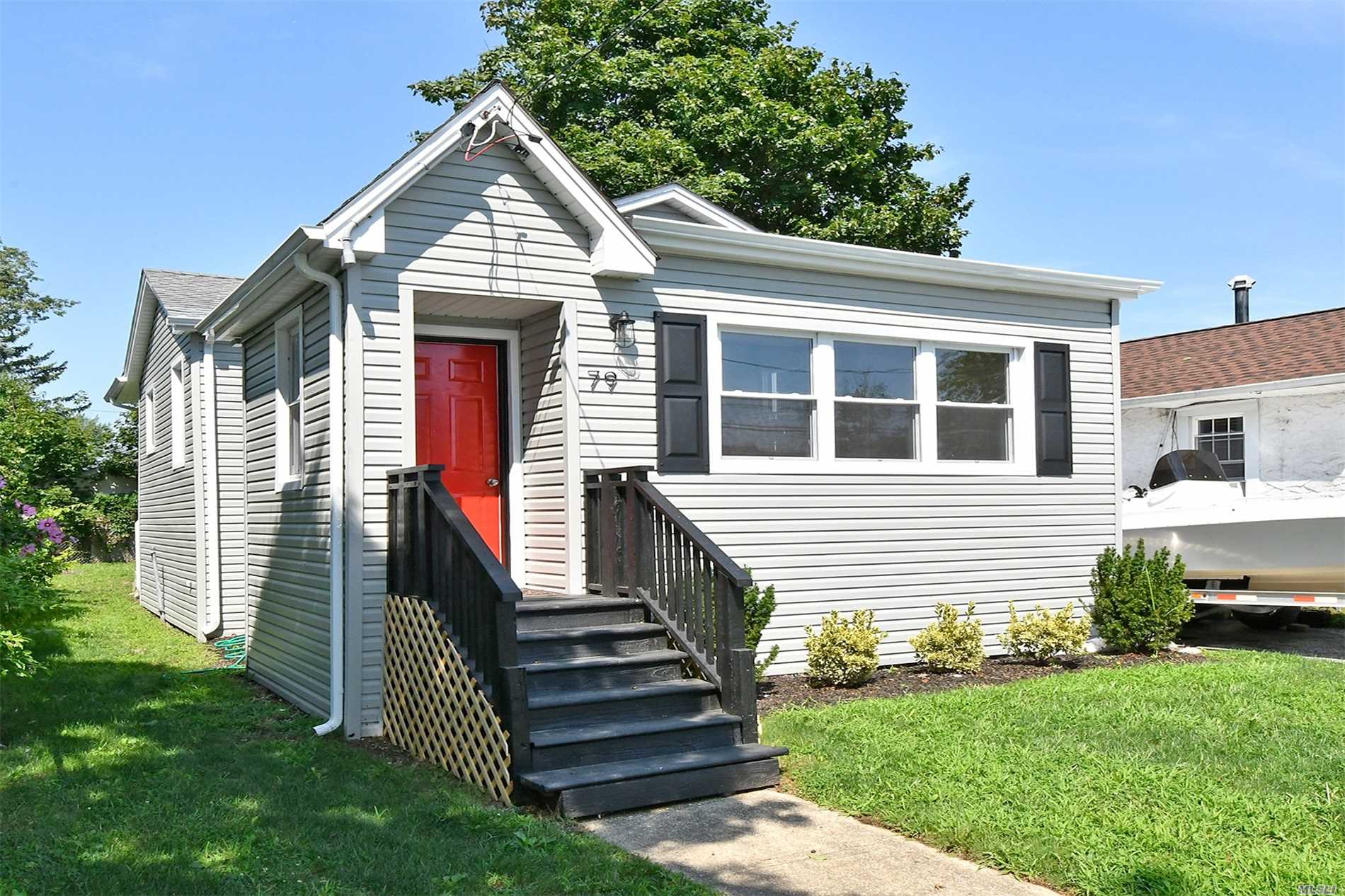 Beautiful Newly Updated Ranch Style Home! One Bedroom, One Bathroom With Brand New Hardwood Floors, Kitchen And Appliances Including On-Demand Smart Heating System. Why Rent When You Can Buy!