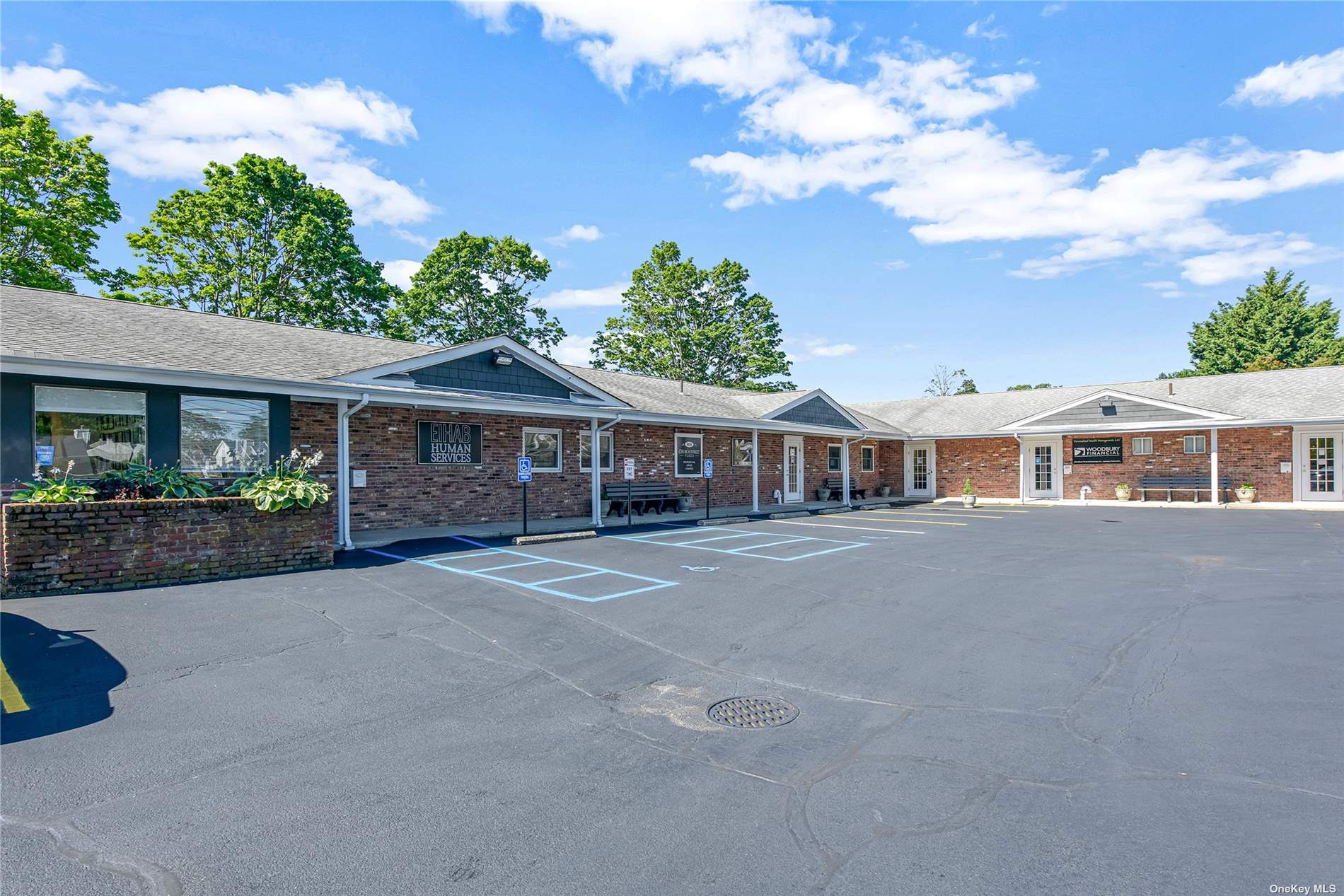 Commercial Lease in Bohemia - Church  Suffolk, NY 11716