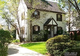 Charming Center Hall Colonial Wonderfully Located