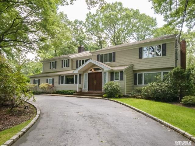 Expanded & Renovated Home In North Syosset On 1.5 Landscaped Acres In Great Location! 5 Spacious Bedrooms And 3 Baths On Upper Level. Huge Formal Dr W/Fireplace. Gourmet Kitchen That Opens Into Family Room. Htd Gunite Pool.