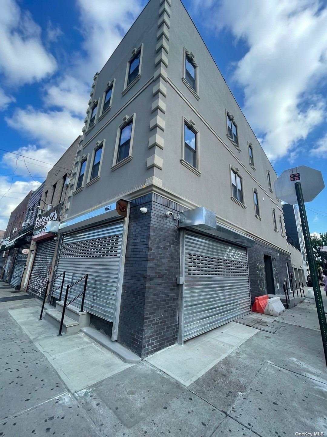 Commercial Lease in Ridgewood - Wyckoff  Queens, NY 11385