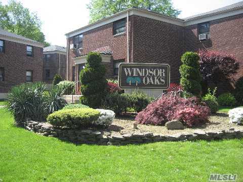 Fantastic 2 Bedroom Upper Unit In A Great Location,  A Must See!