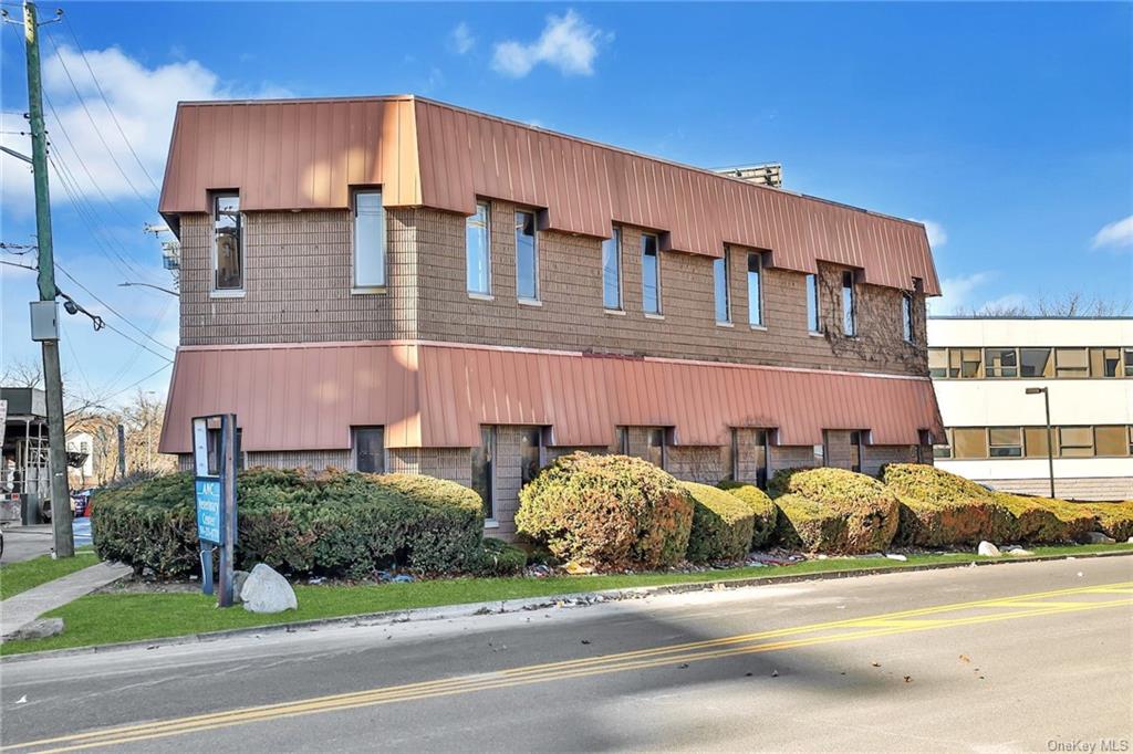 Commercial Sale in New Rochelle - Cottage  Westchester, NY 10801