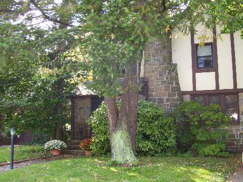 Architectually Beautiful,Stone,Brick & Timber Dream Tudor W/ Twinkeling Diamond Stained Glass Window,Contemp Int,F.P.,Lg.Flat Landscapped Prop. 