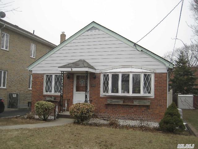 Just Arrived- Cute Detached Ranch Located On A Tree Lined Street In The Heart Of Bayside. Super Convt To Shopping & Transportation. Great Opportunity To Expand.