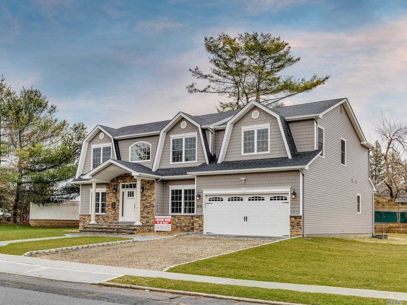 Brand New Custom Center-Hall Colonial Just Finished In Prime East Birchwood (Top-Rated Jericho Sd)! Approx 3, 800 Sf Of Open Flr Plan Designed To Perfection & Built By Bldr Of 30+Yrs/400+Homes. 9&rsquo; Bsmt W/ O-S-E, Designer Baths & Eat-In-Kitchen W/ Top-Of-Line Appliances, Walk-In Pantry, Pella Wdws, Flawless Trim-Work Hand-Crafted Throughout, 1st Flr Jr Suite &/Or Office W/ Own Private F-Bath + Add&rsquo;l H-Bath/Powder Rm On 1st Flr, Mstr Ste W/2 W-I-C&rsquo;s & Fbath+Jcuzzi, & Much More! No Expenses Spared!