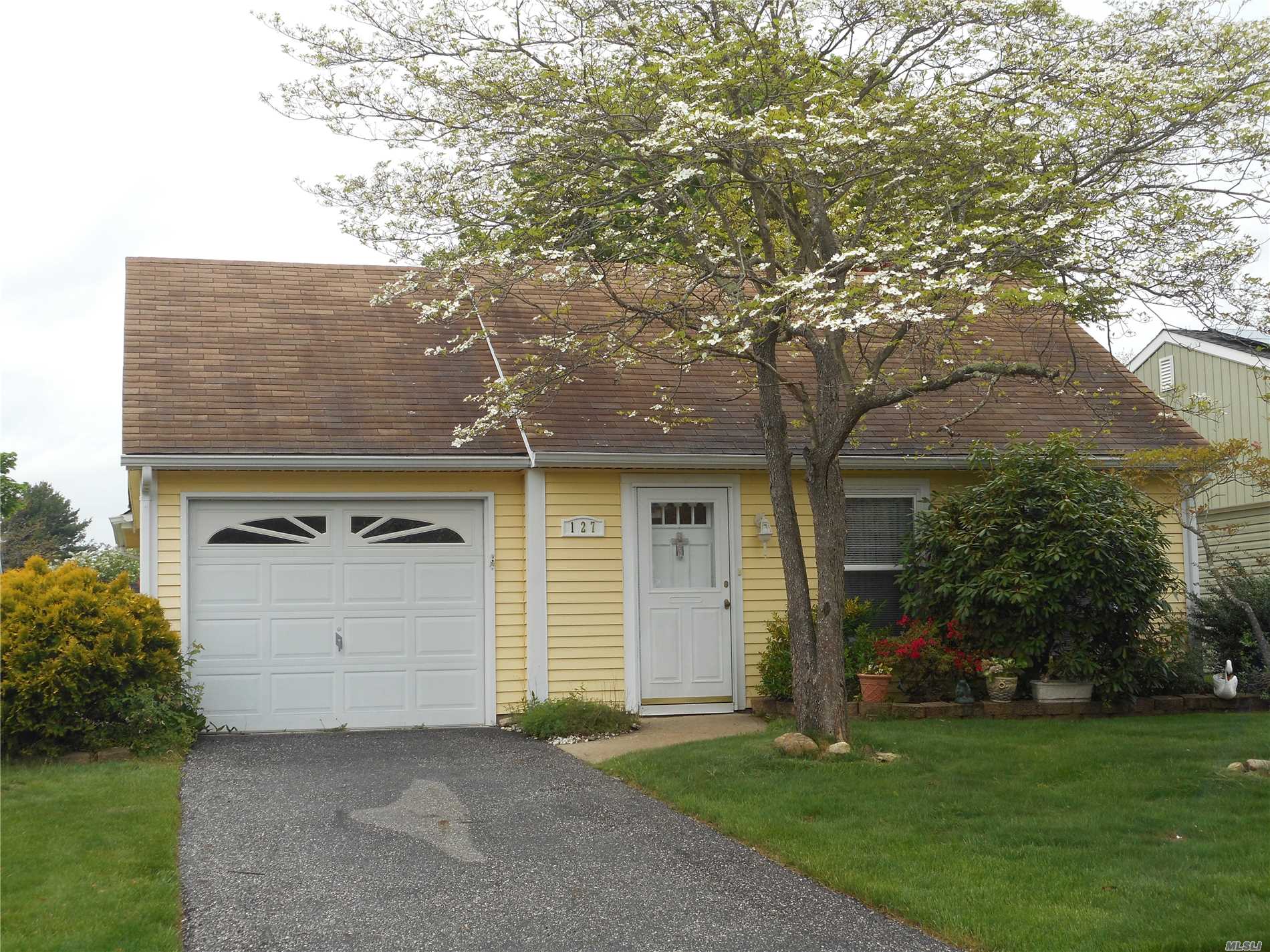 Charming Brookhaven. Brand New A/C System, Deck On Back Of House. Sale May Be Subject To Terms & Conditions Of An Offering Plan.