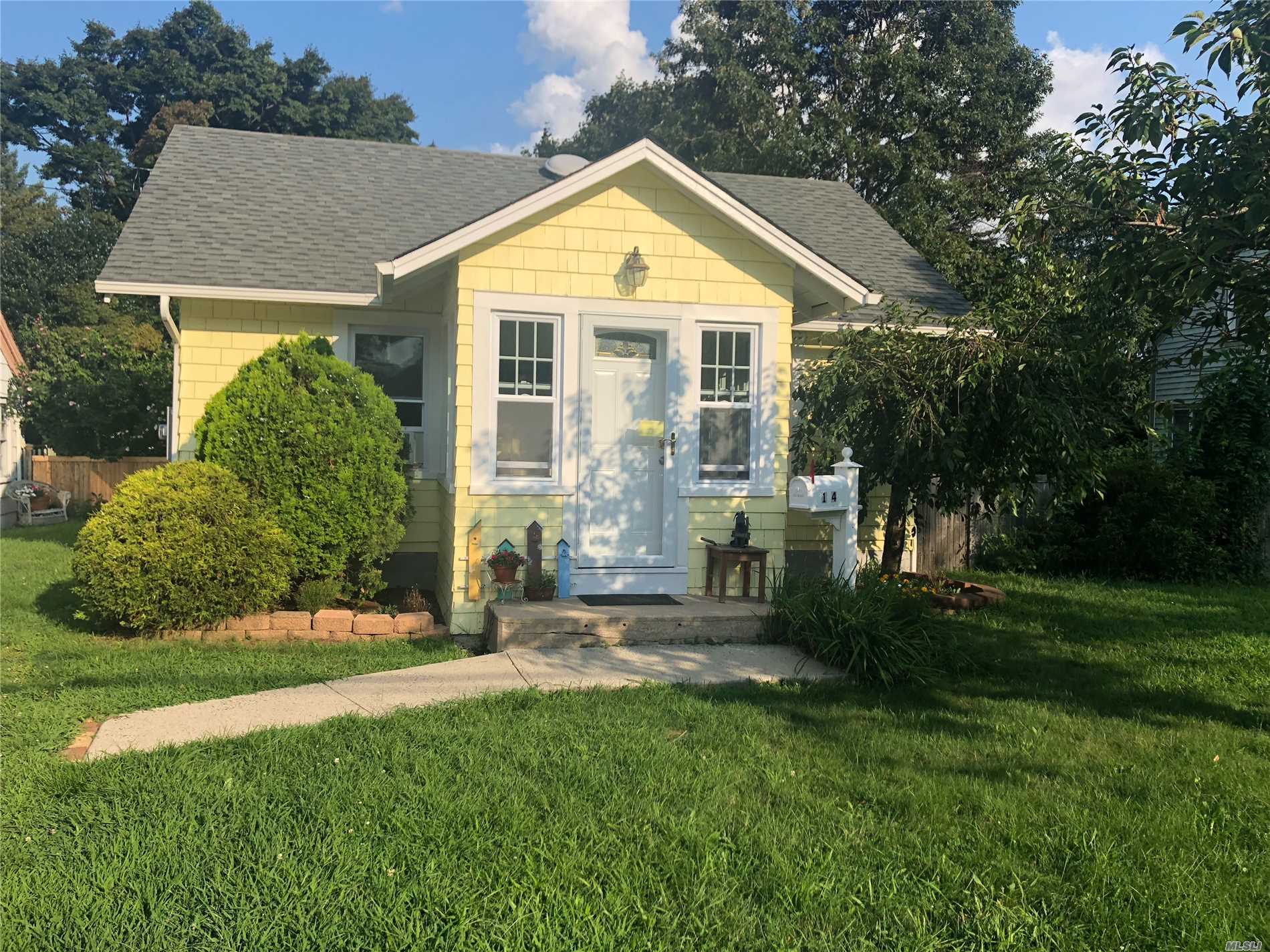 Charming Mint 2 Bedroom With Large Living Room Country Kitchen Hard Wood Floors Walk Up Attic And Full Unfinished Basement. New Gas Heat And Water Heater New Windows, Newer Roof Freshly Painted In And Out Large Rear Yard With Deck Low Tax Conv. To All, Home Larger Then It Appares 200 Amp Service