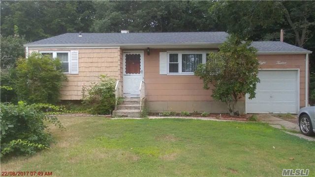 3 Bedroom, 1 Bath, Ranch, Located In A Desirable Neighborhood. Within Close Proximity To Major Highway Rte 27.
