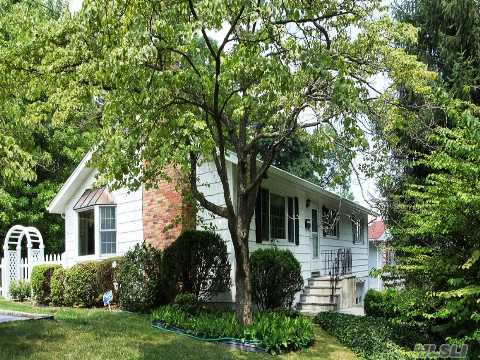 Beautiful 3 Br 2 Bth Ranch With 2 Yr Roof And Siding.  New Windows, Updated Kitchen And Baths, 200 Amp Electric. Finished Basement,Cac 1 Car Garage.