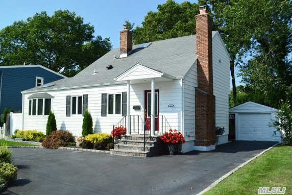 No Detail Or Expense Spared.Half Hollow Schools, Walk To Bethpage Park W/5 Golf Courses, Incl The Bethpage Black, Of U.S Open Fame.Features:New Exterior, Windows And Doors, Custom Stone Entrance & Door, Expansive Lr W/Bookcase Flanked Custom Stone Fplc Ultra Modern Cherry, Granite&Ss Eik, Lge Mstr.Ste W/3 Lge Closets+Lge Mstr Bth, Beaut Cust.Bsmt W/Cust.Corian Bar.Beaut O/S Prop