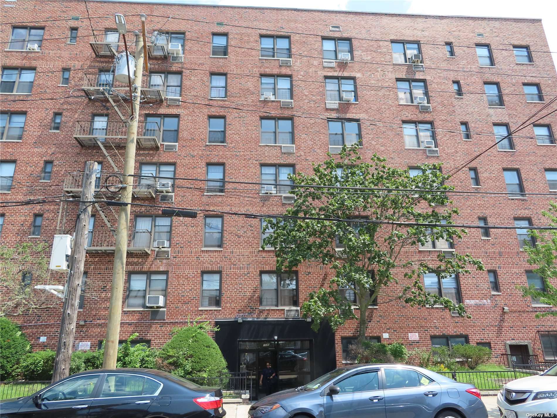 Apartment in Far Rockaway - Neilson  Queens, NY 11691