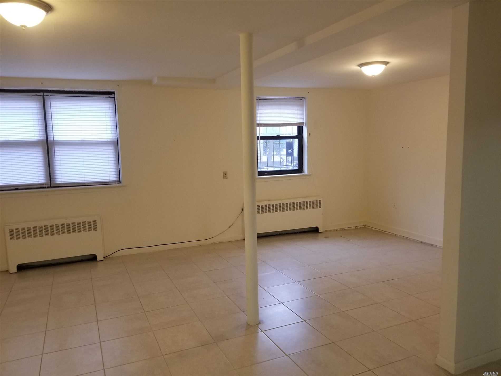 Large Alcove Studio for Rent in Whitestone. Features Living Area, Kitchen & 1 Full Bath. Coin-Operated Washer/Dryer in Building. Conveniently Located Near Shopping & Transportation.