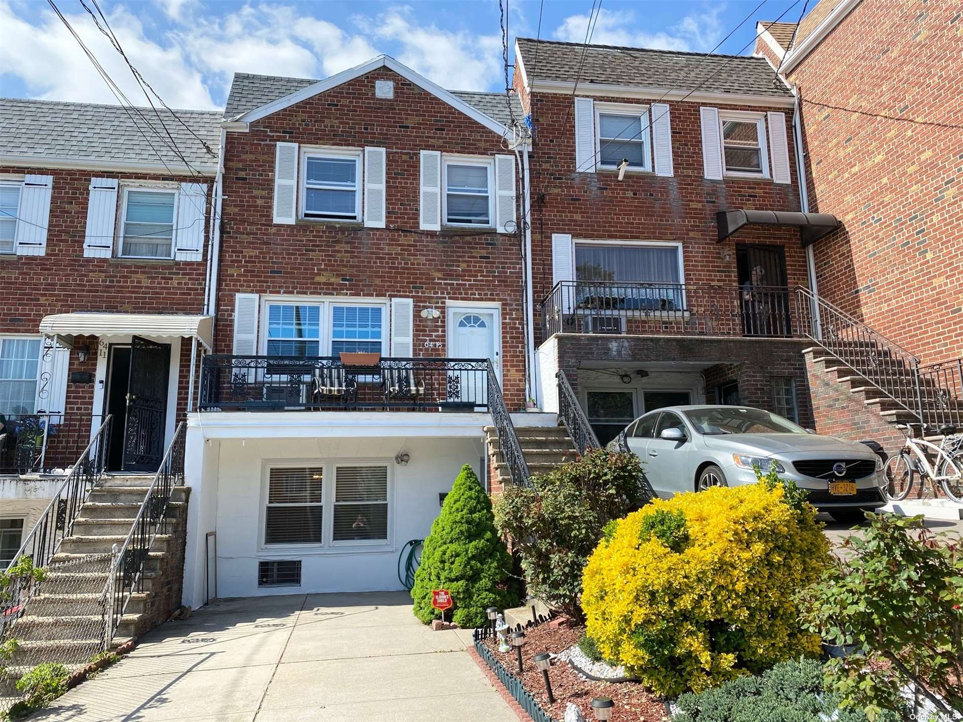 Listing in Middle Village, NY