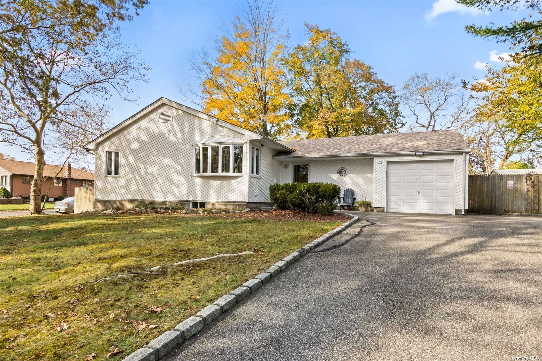 Single Family in Commack - Hedgerow  Suffolk, NY 11725